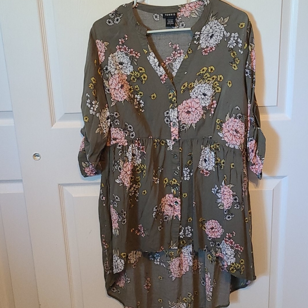 Torrid baby doll hi-low top